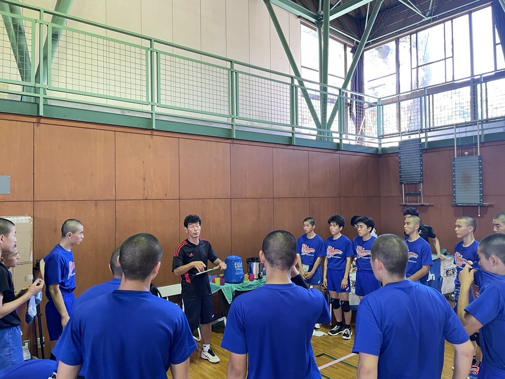 R7_男バレ夏季合宿 (6)